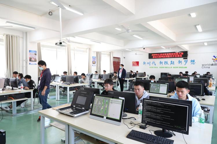 我校学生在2020年江西省大学生移动互联网应用软件开发大赛中喜获佳绩
